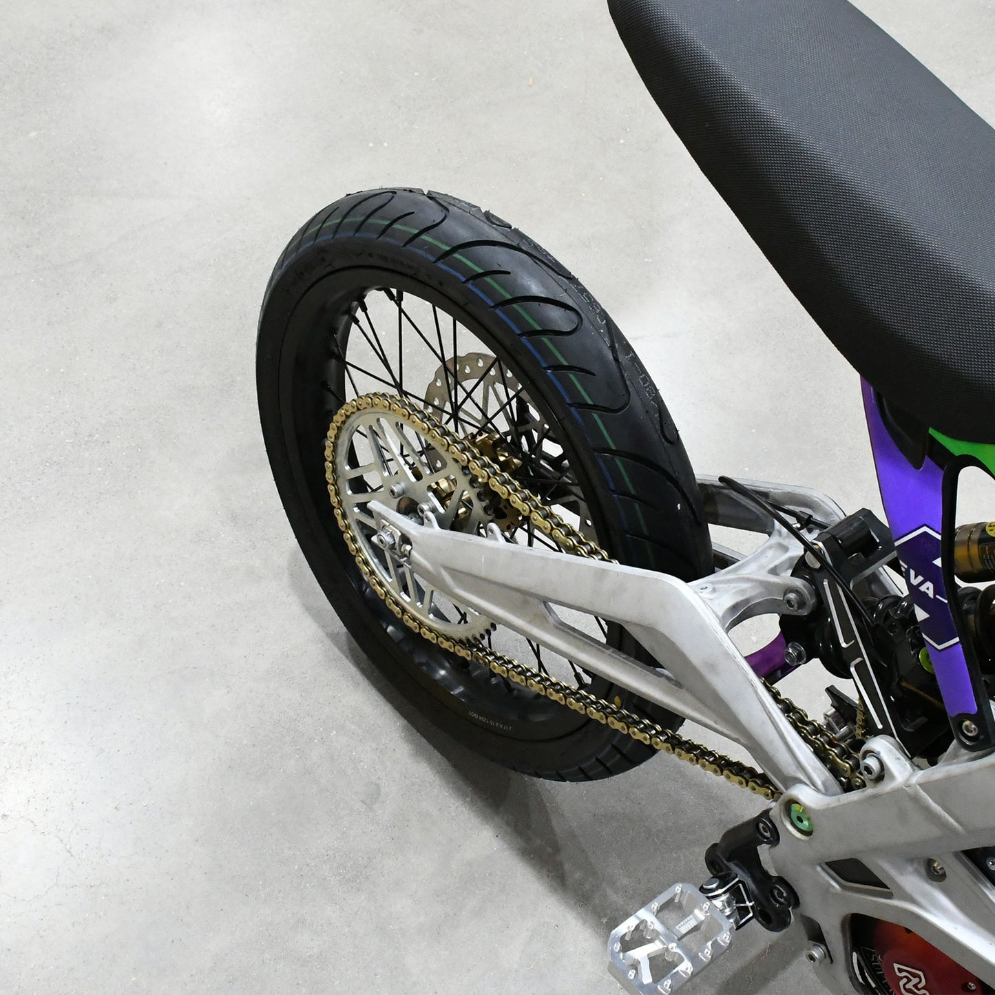 (Pre-order)Surron light bee x super moto wheel set