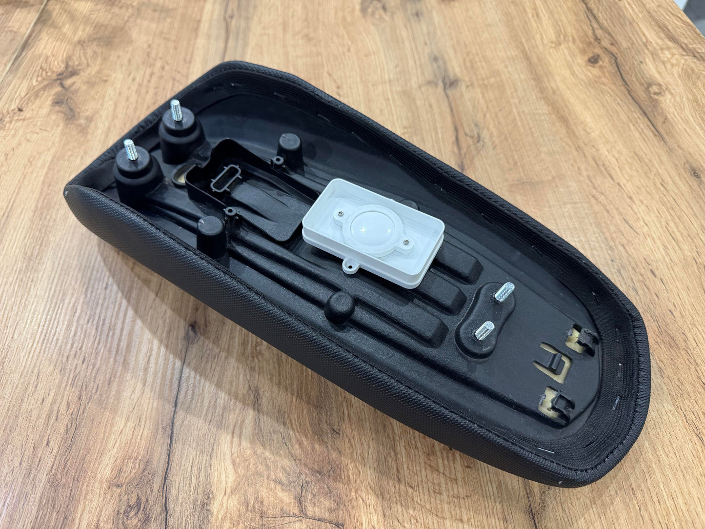 Surron Light Bee Underseat AirTag Mount